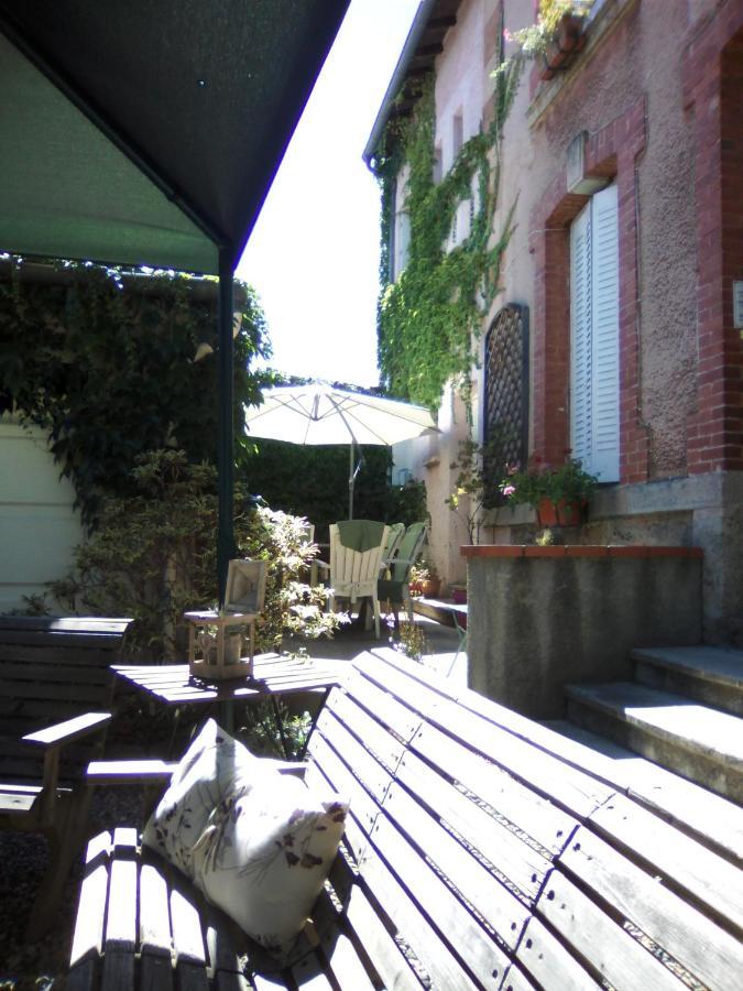 La Ganse Blanche Bed and Breakfast Usson-en-Forez Exteriör bild
